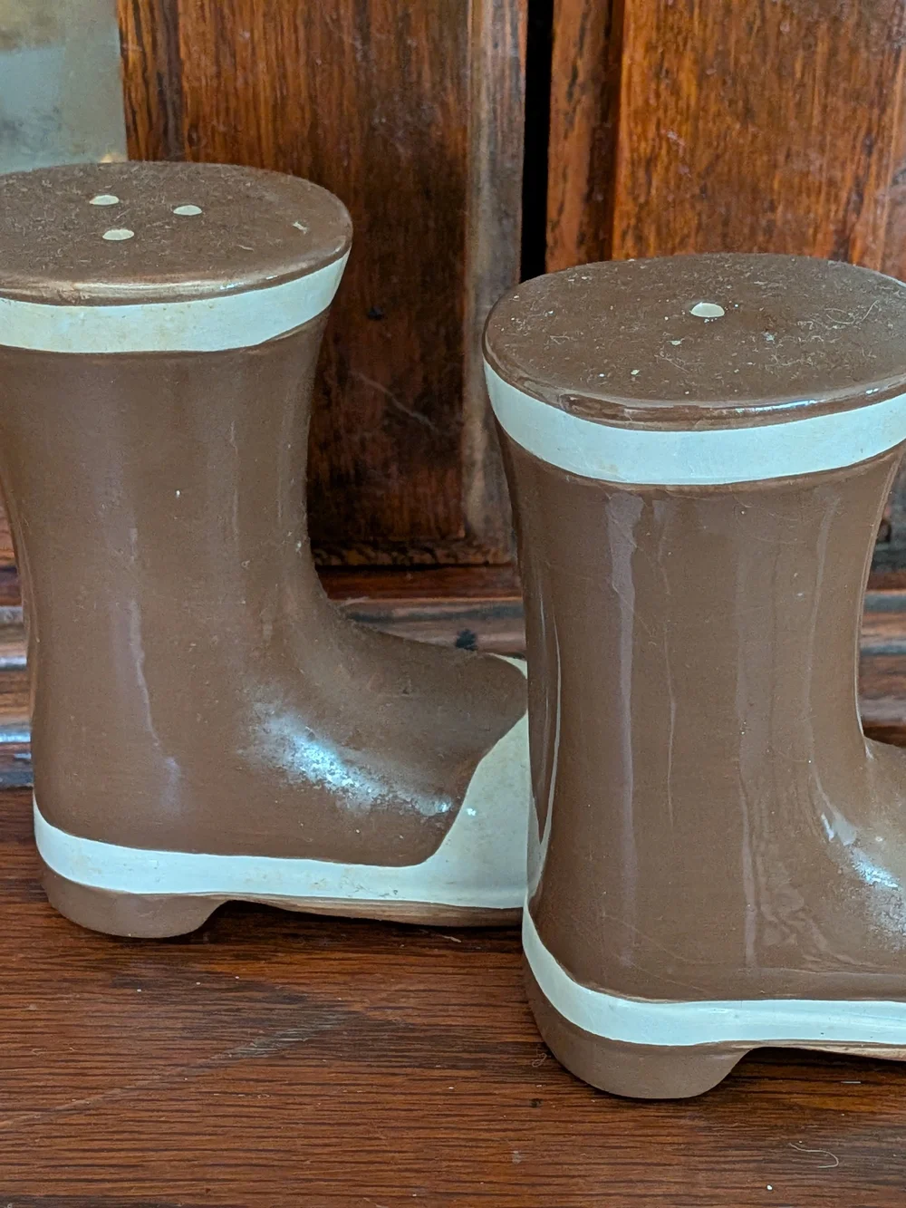 None ceramic brown